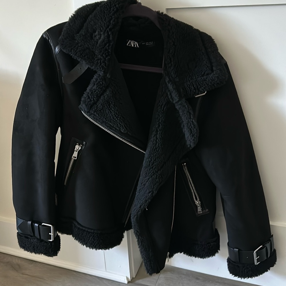 Zara motto Sherpa jacket